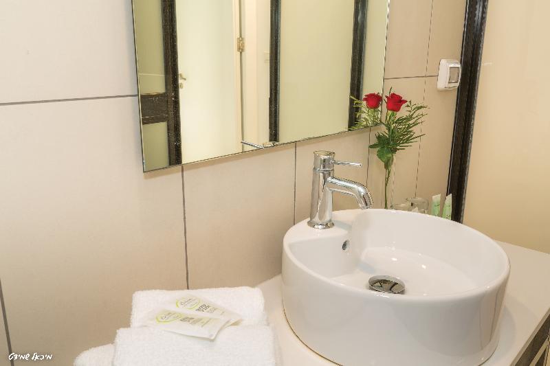 Olive Arena Boutique&Business Hotel-By Ran Hotels Nahariya Exterior foto